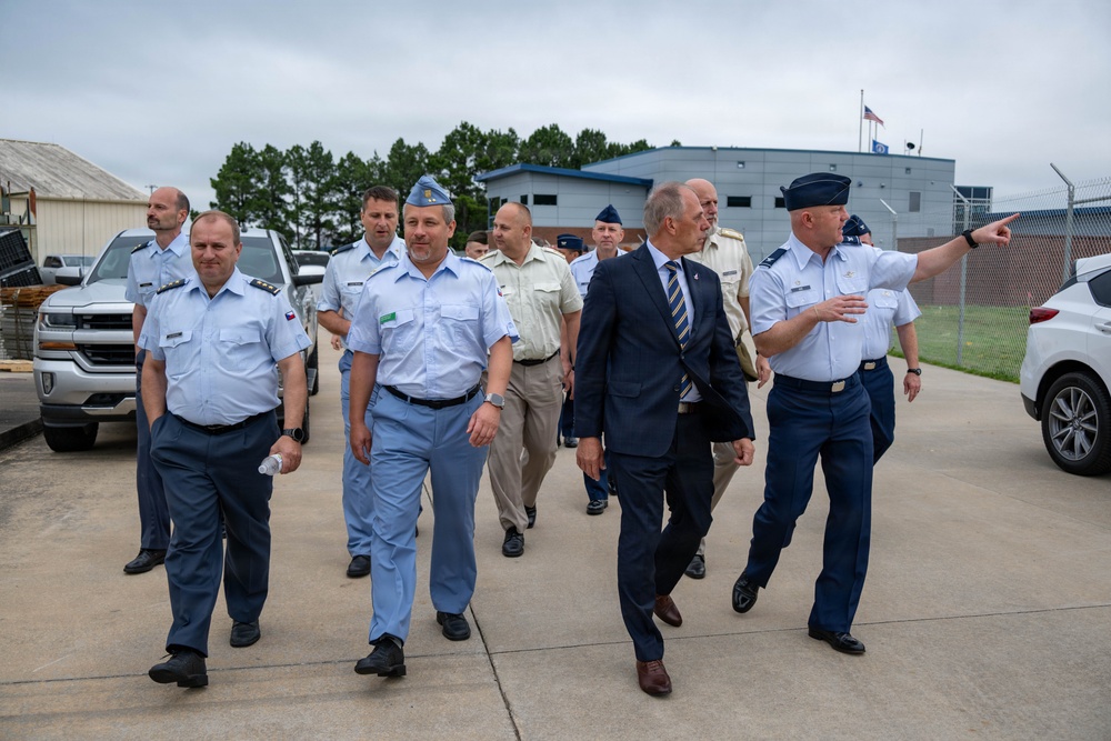 Czech Republic Air Force Leaders Visit Ebbing ANGB