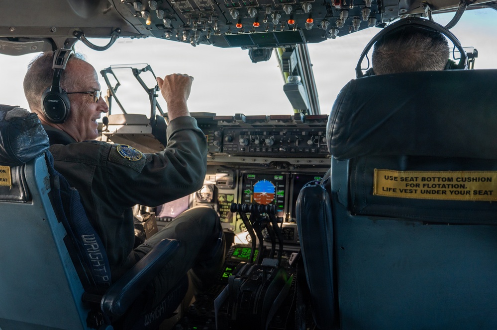 Lt. Gen. John Healy performs final flight with the 445th Airlift Wing