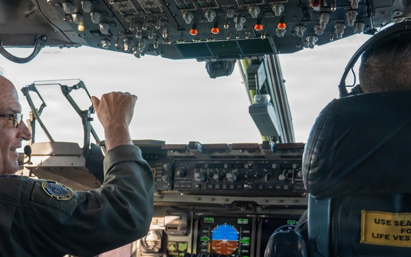 Lt. Gen. John Healy performs final flight with the 445th Airlift Wing
