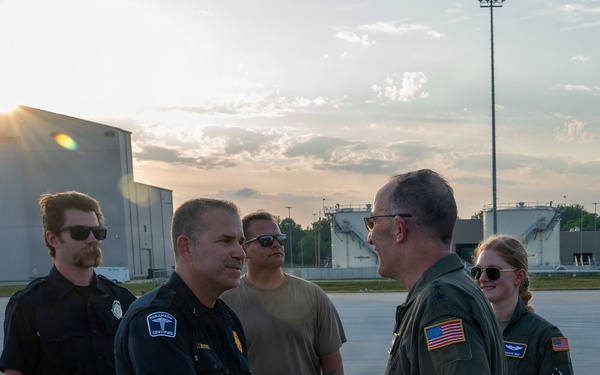 Lt. Gen. John Healy performs final flight with the 445th Airlift Wing
