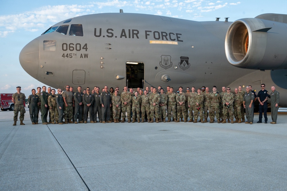 Lt. Gen. John Healy performs final flight with the 445th Airlift Wing