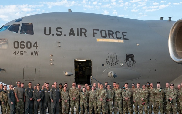 Lt. Gen. John Healy performs final flight with the 445th Airlift Wing