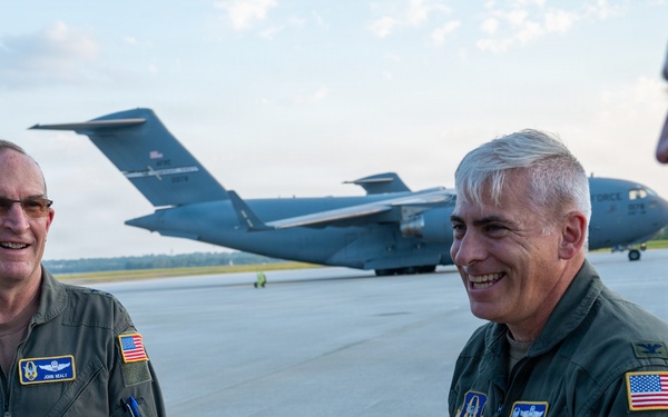 Lt. Gen. John Healy performs final flight with the 445th Airlift Wing