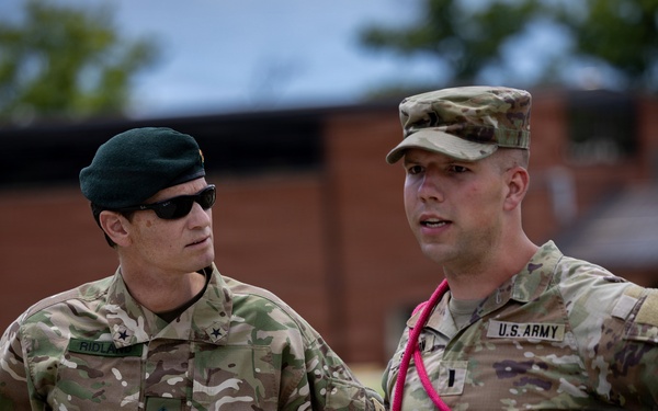 Brig. Gen. Ridland receives lane brief