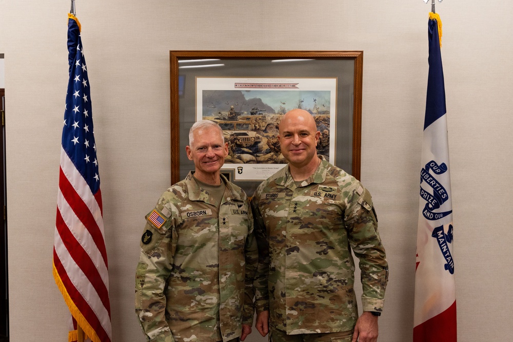 Iowa National Guard Adjutant General poses with ARNG director for a photo
