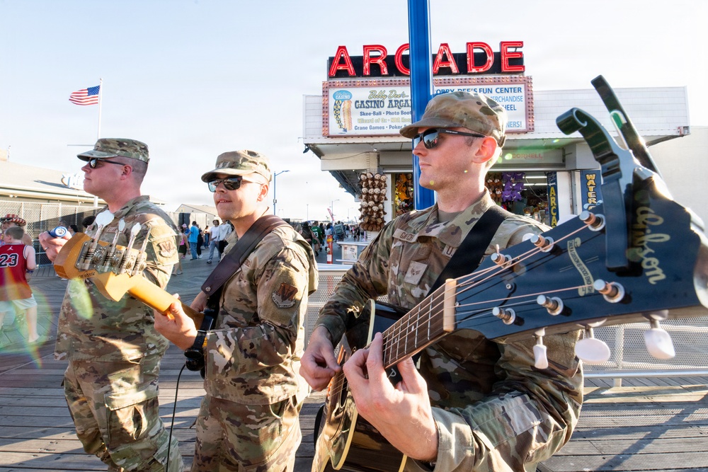 Air Force demonstrates the power of music at Barefoot Country Music Fest