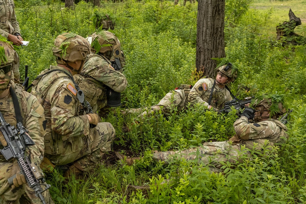 1-112th Infantry conducts light infantry, mortar training.