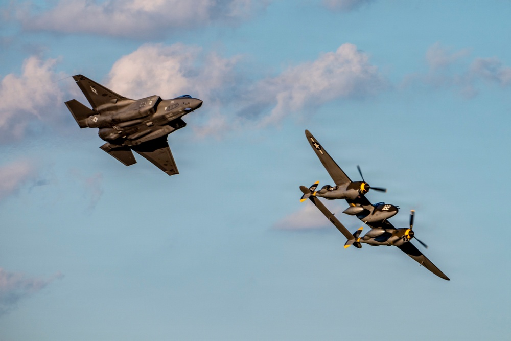 F-35 performs in Columbus Air Show