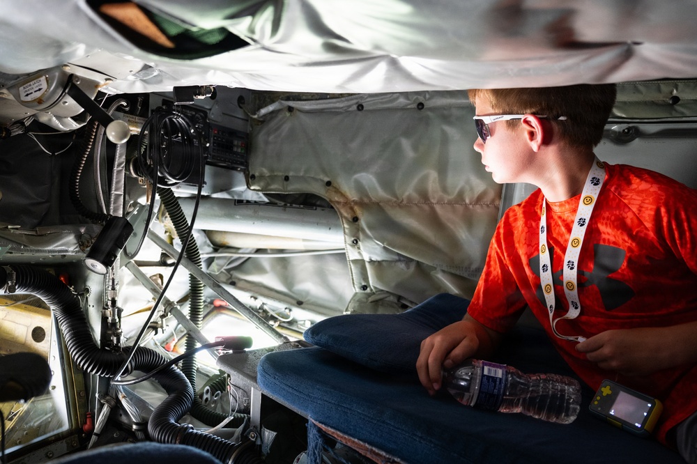 Scott AFB participates in the Spirit of St. Louis Airshow &amp;amp; STEM Expo
