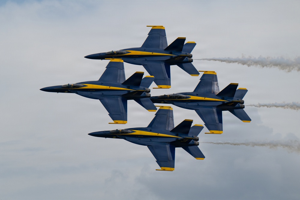 Scott AFB participates in the Spirit of St. Louis Airshow &amp;amp; STEM Expo