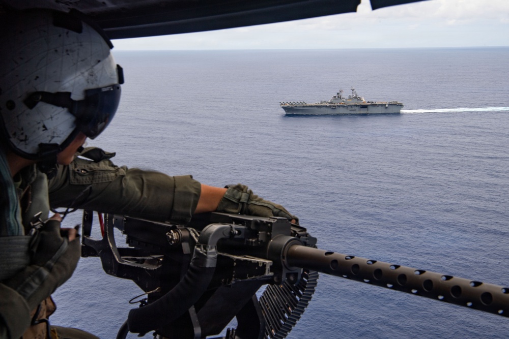 VMM-164 and 16th CAB Conduct Flight Ops from USS Essex
