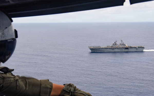 VMM-164 and 16th CAB Conduct Flight Ops from USS Essex