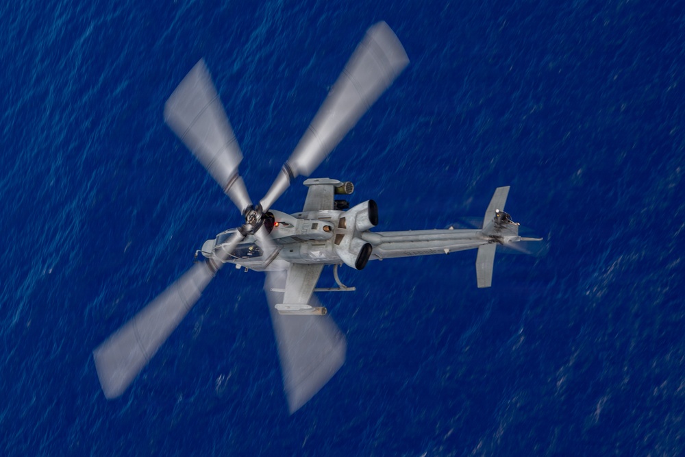 VMM-164 and 16th CAB Conduct Flight Ops from USS Essex