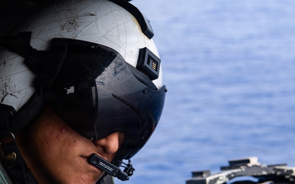 VMM-164 and 16th CAB Conduct Flight Ops from USS Essex