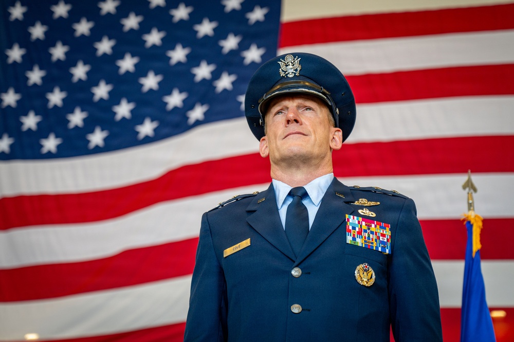 Can Do! Morris assumes command of 305th AMW