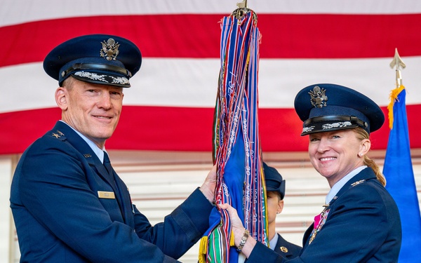 Can Do! Morris assumes command of 305th AMW