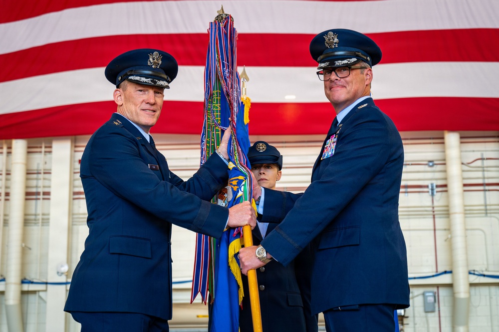 Can Do! Morris assumes command of 305th AMW