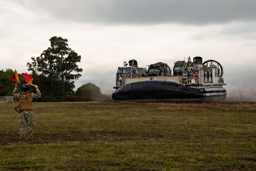 LCAC Landings in Hawaii