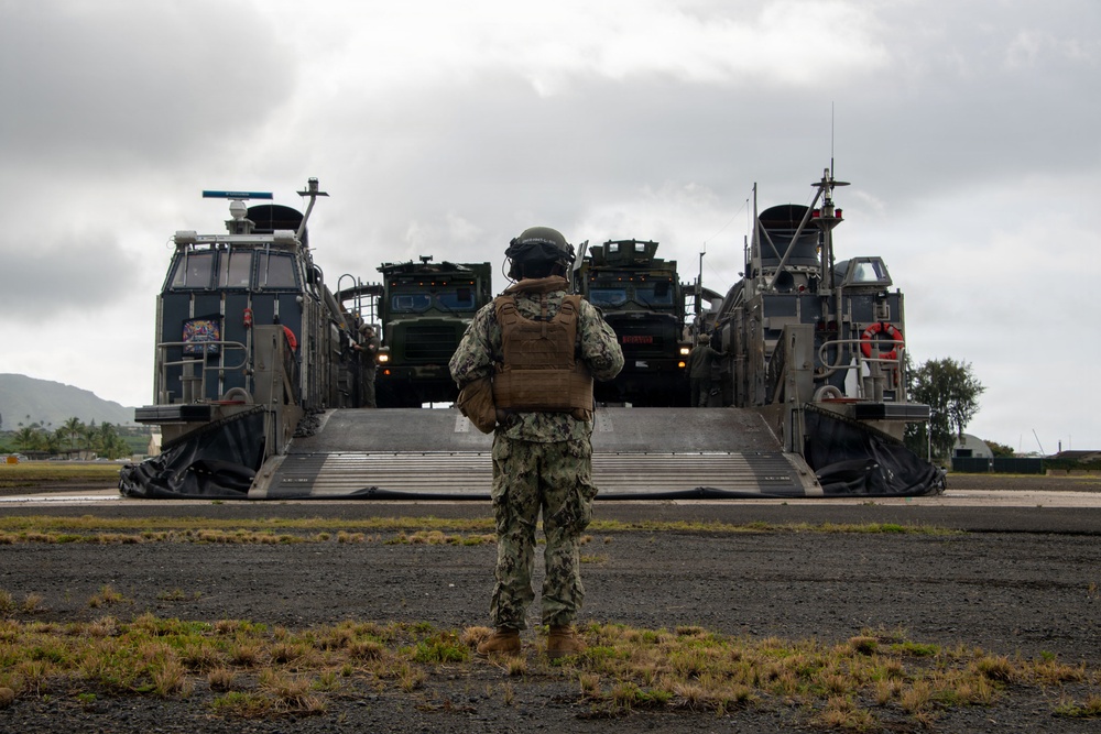 LCAC Landings in Hawaii