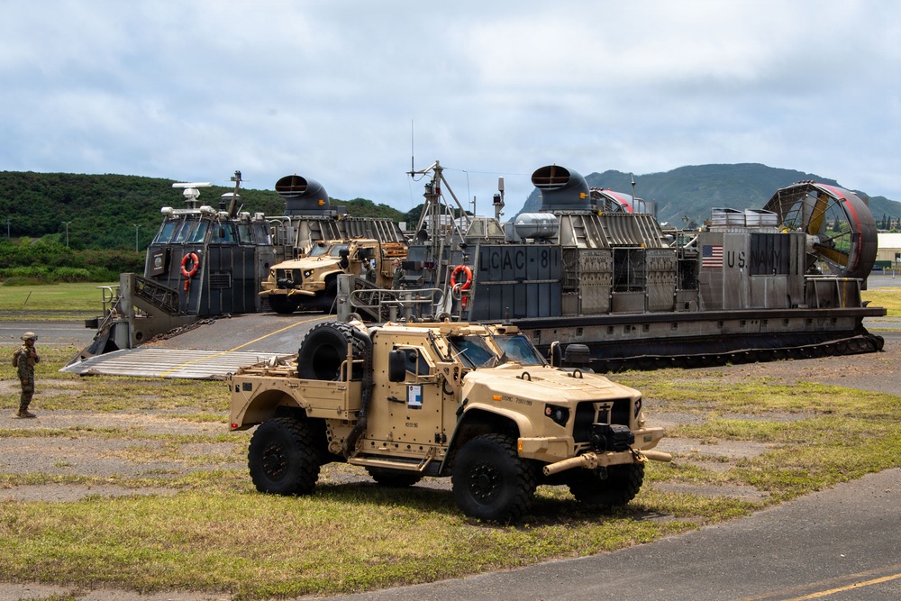 LCAC Landings in Hawaii