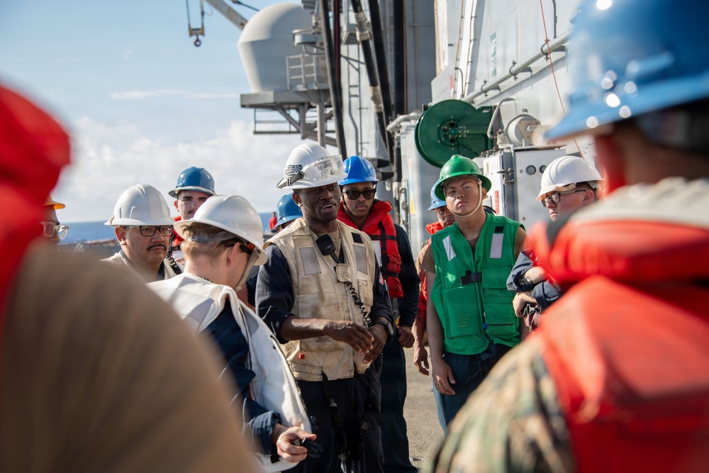 USS Essex Conducts Replenishment at Sea