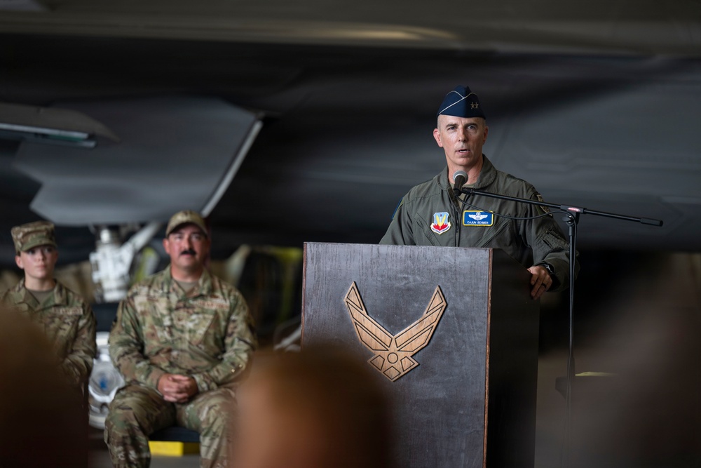 Thulin assumes command of 325th Fighter Wing
