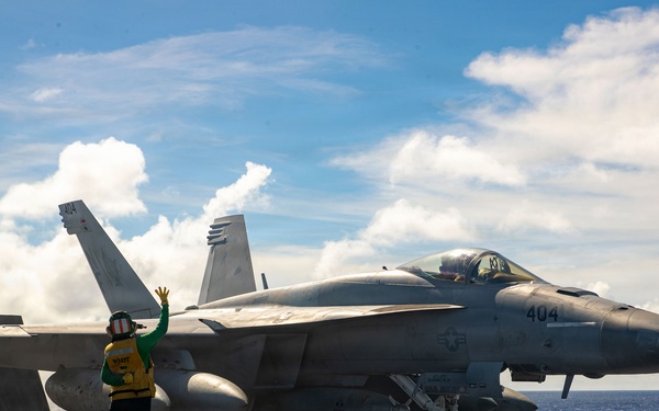 USS George Washington Conducts Flight Operations