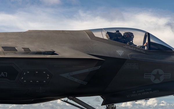 USS George Washington Conducts Flight Operations