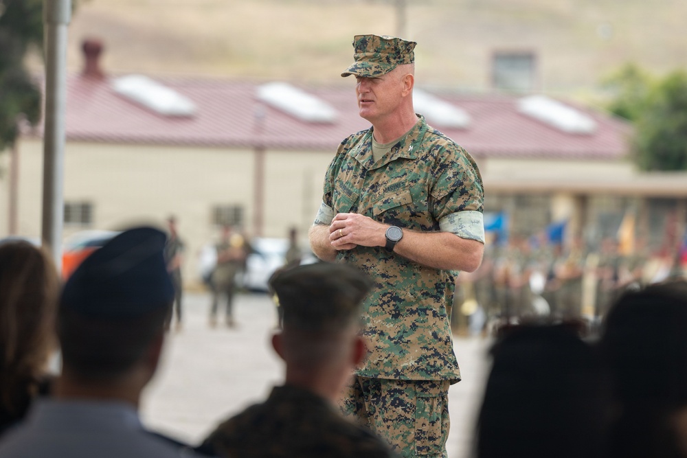 Fire Support Battalion holds change of command ceremony