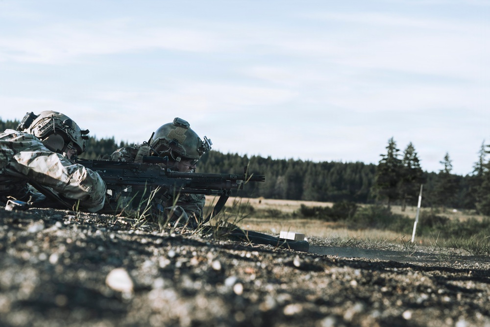 1st SFG(A) Green Berets conduct Live-Fire Exercise