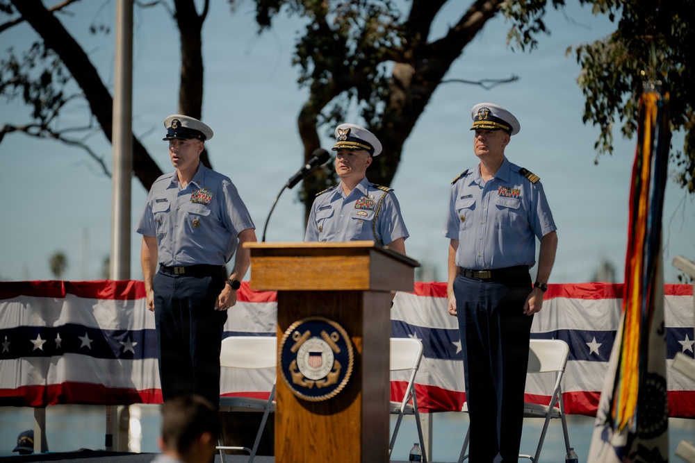 Coast Guard Southwest District holds change of watch ceremony