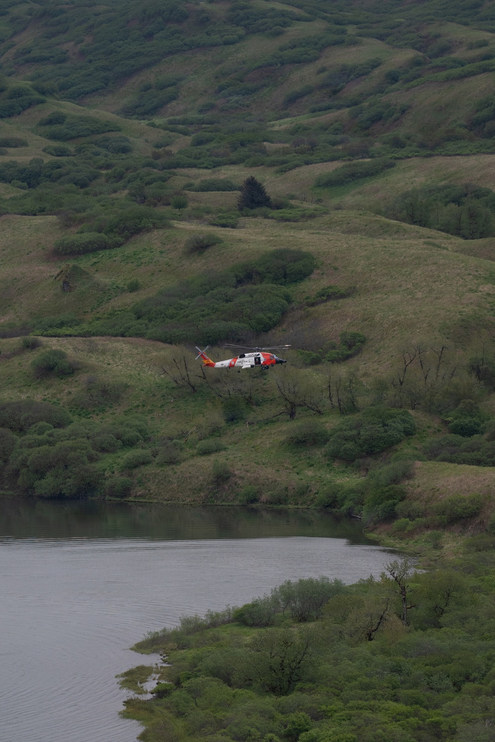 Air Station Kodiak conducts inland search and rescue training
