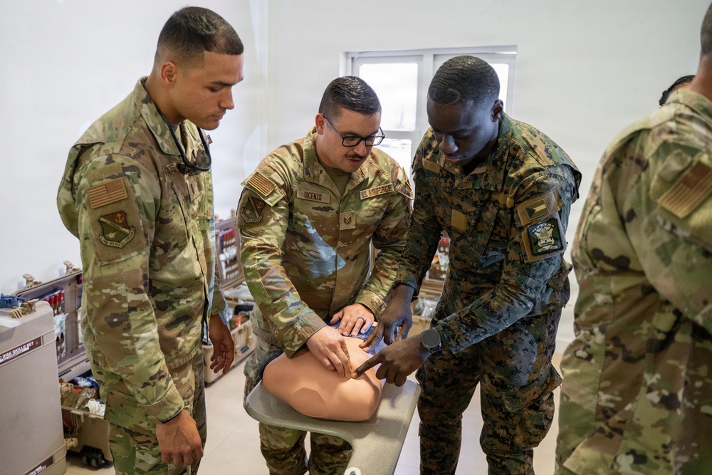 The Rhode Island National Guard conduct medical training with The Royal Bahamas Defense Force