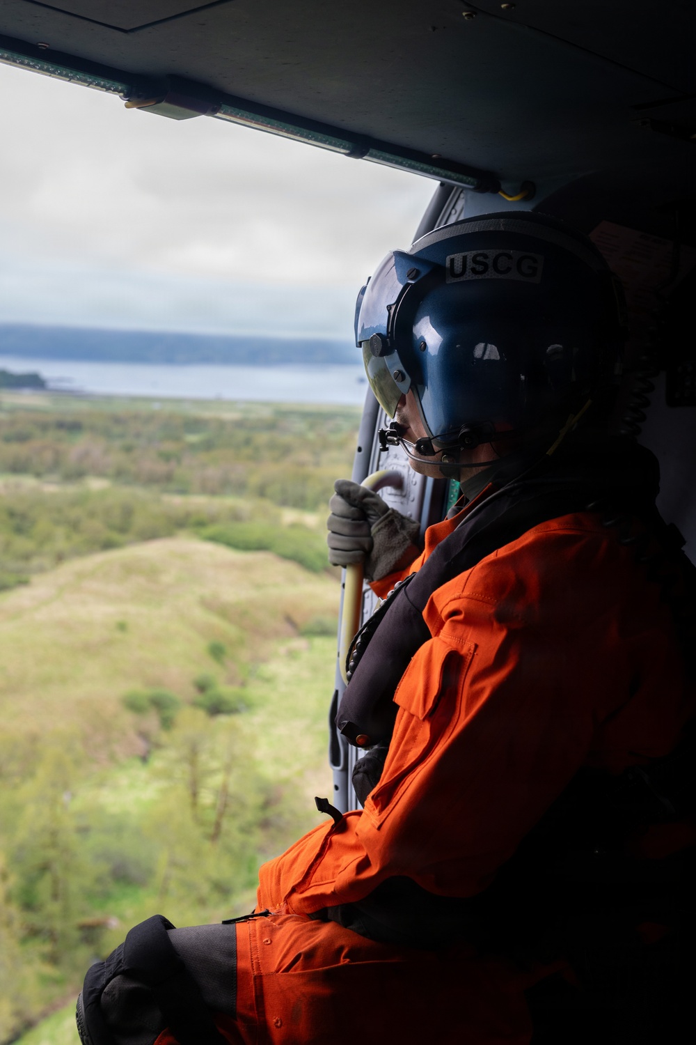 Air Station Kodiak conducts inland search and rescue training