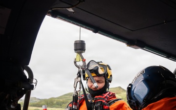 Air Station Kodiak conducts inland search and rescue training