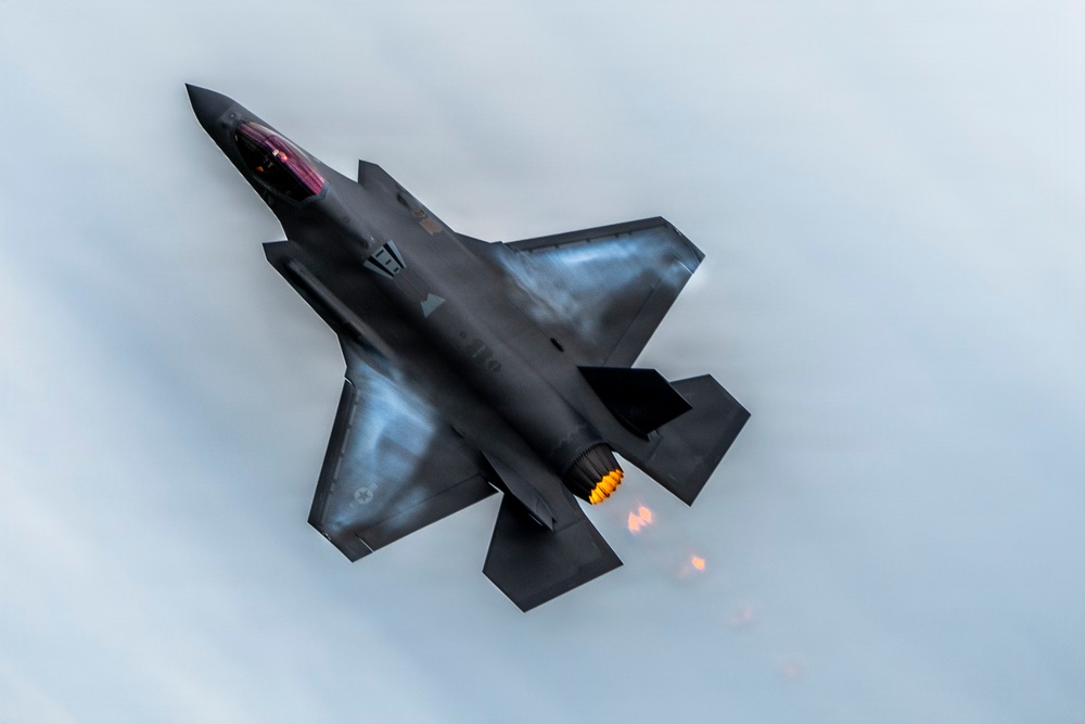 F-35 demonstration