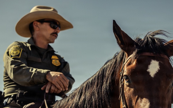 JTF-SB Marines, U.S. Border Patrol saddle-up during interagency training