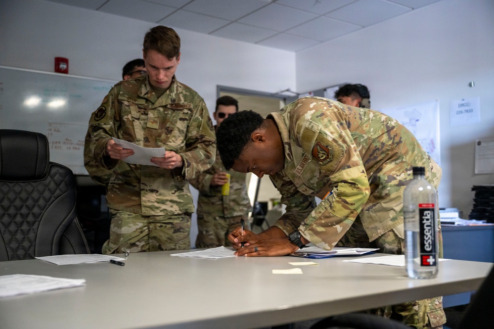 374 AW Airmen hone deployment readiness at IP&amp;I