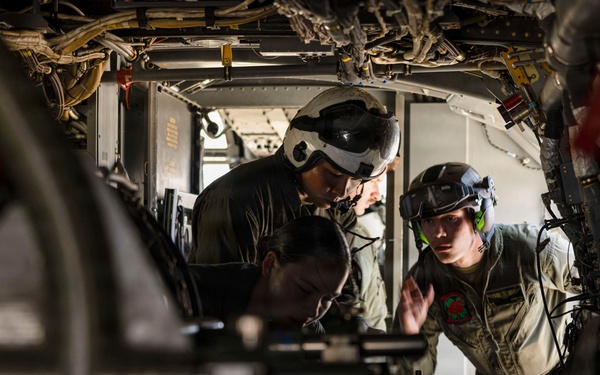 VMM-164 (Rein.) transports MV-22B Osprey engine