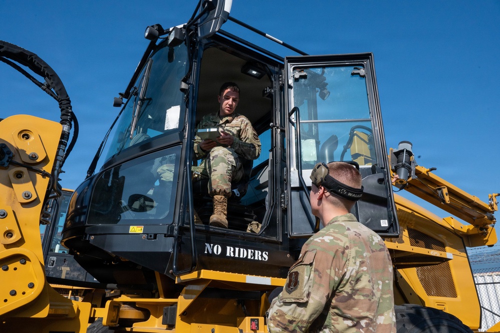 161st Air Refueling Wing Air Transportation Specialists Train at Aviano Air Base