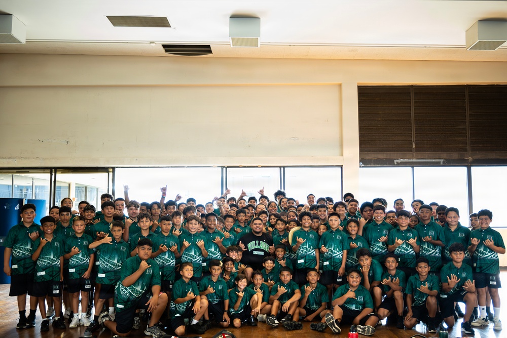 94th Army Air and Missile Defense Command Soldiers volunteer at the Youth Impact Program