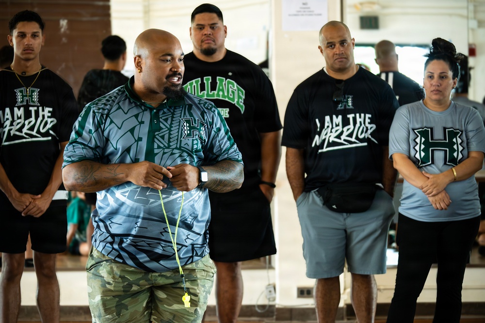 94th Army Air and Missile Defense Command Soldiers volunteer at the Youth Impact Program