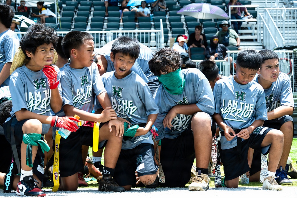 94th Army Air and Missile Defense Command Soldiers volunteer at the Youth Impact Program