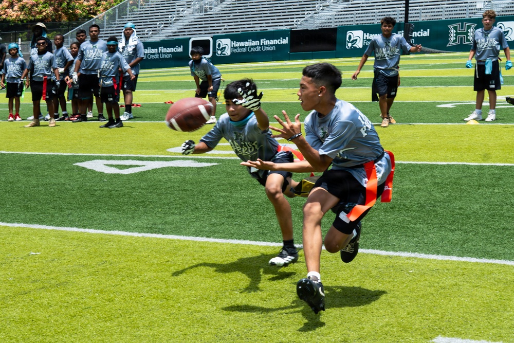 94th Army Air and Missile Defense Command Soldiers volunteer at the Youth Impact Program