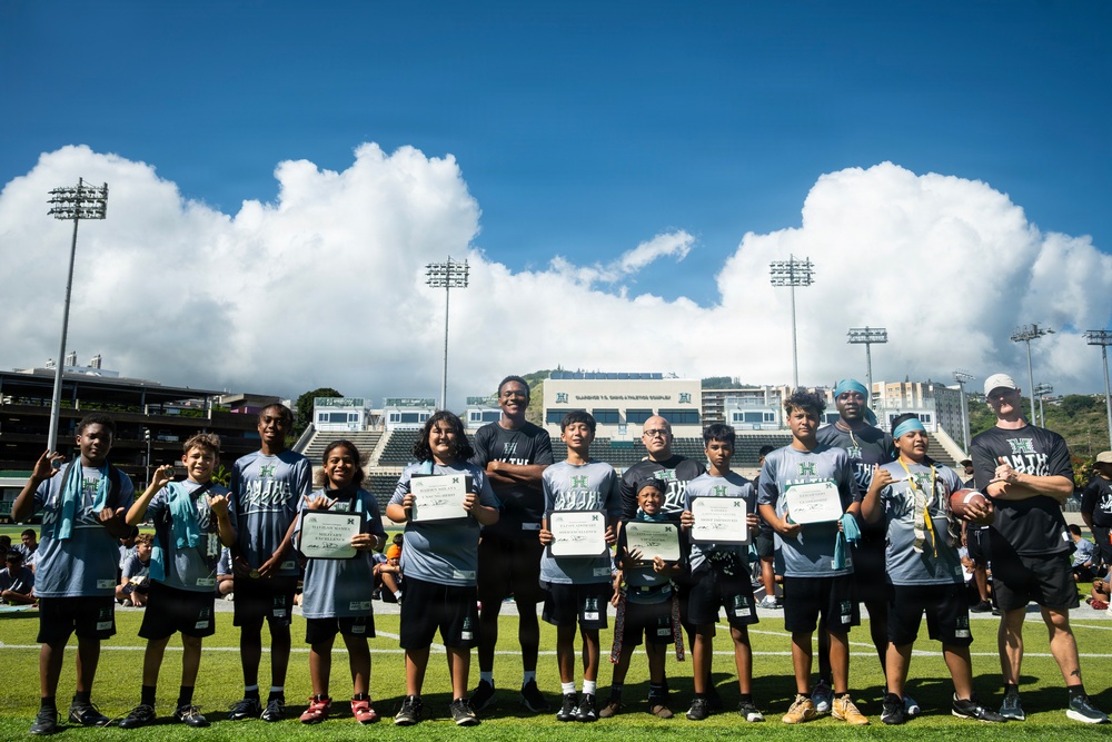 94th Army Air and Missile Defense Command Soldiers volunteer at the Youth Impact Program