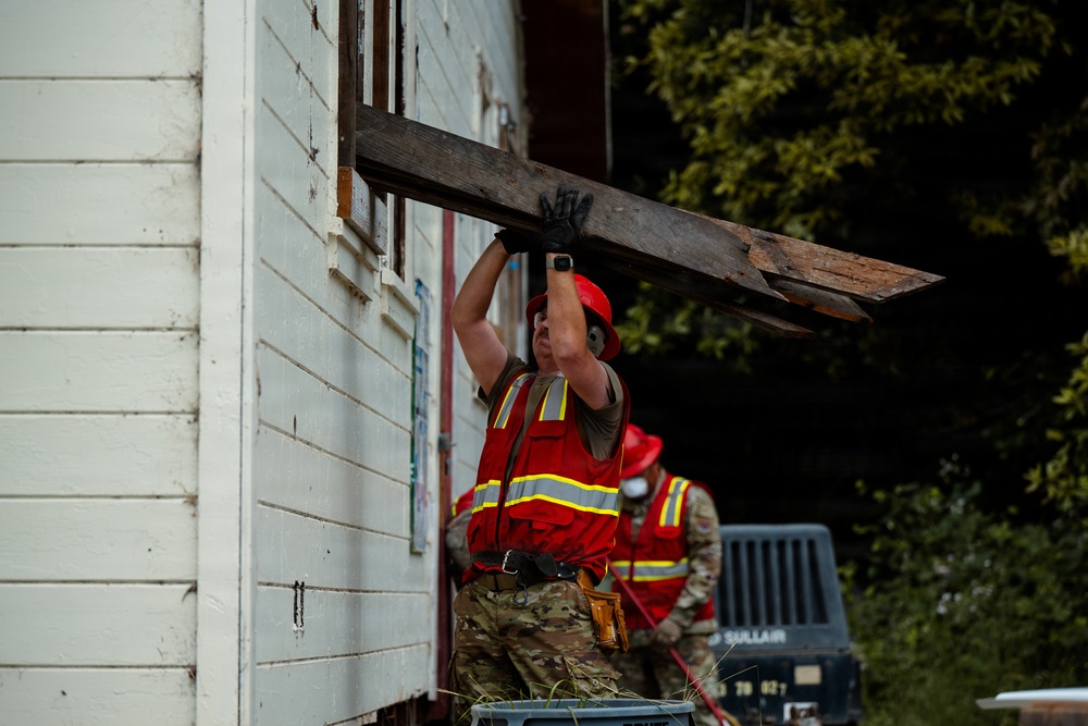 Redwoods Innovative Readiness Training Project Strengthens Joint Readiness and Community Resilience