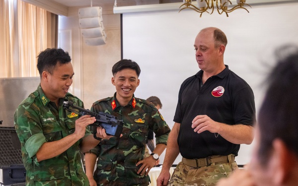 Pacific Friendship 26: US, VPA  small Unmanned Aerial Systems (sUAS) exchange