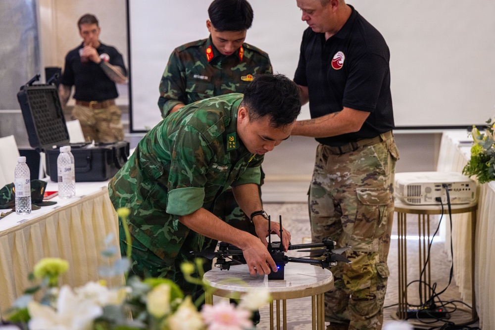 Pacific Friendship 26: US, VPA  small Unmanned Aerial Systems (sUAS) exchange