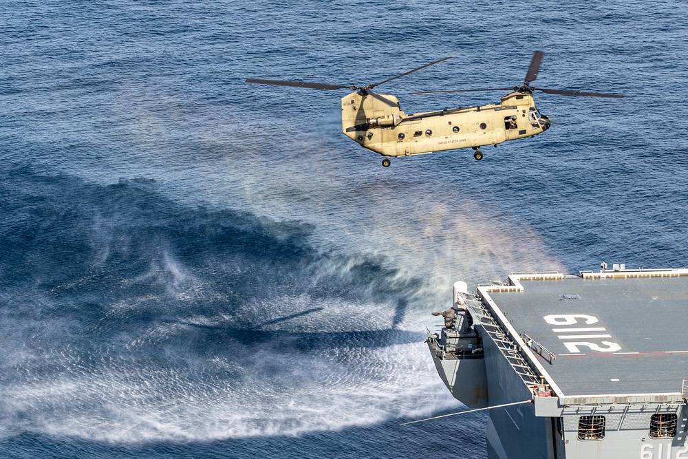 3-2 GSAB Conducts Deck Landing Qualification Training
