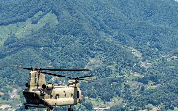 3-2 GSAB Conducts Deck Landing Qualification Training